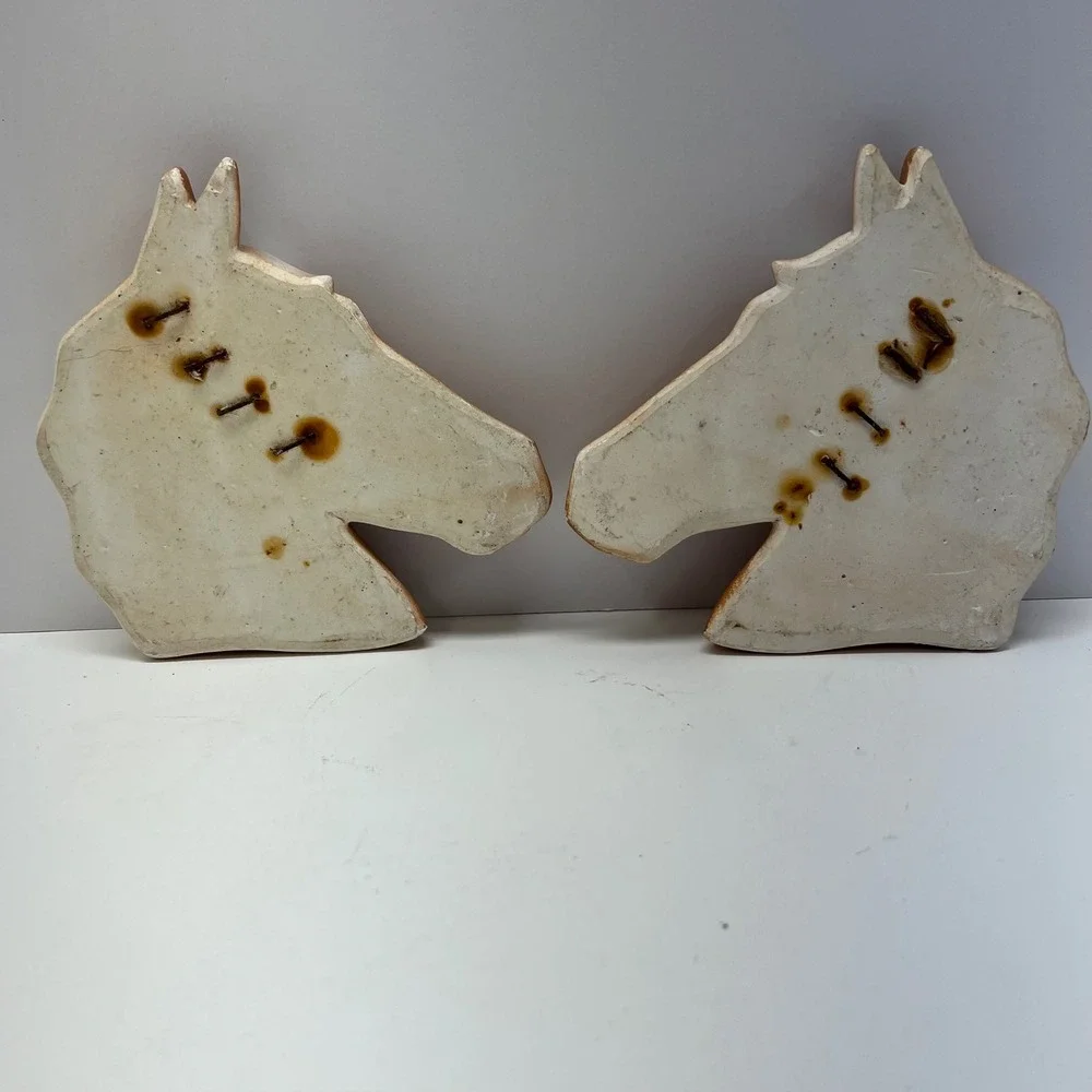 Brown Horse Head Wall Art Pair - Decorative Ceramic Sculpture
